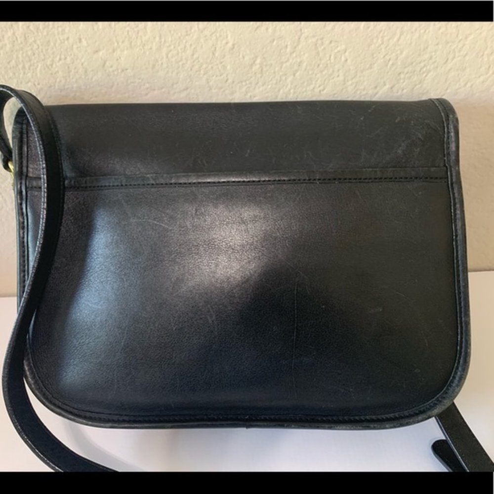 COACH Vintage Black Leather Cross body - Picture 5 of 8